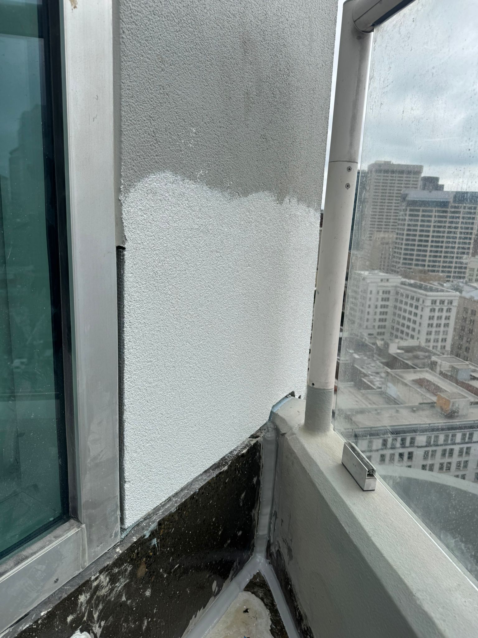 Stucco and paint remodel in Auburn, Washington by Torres Remodel